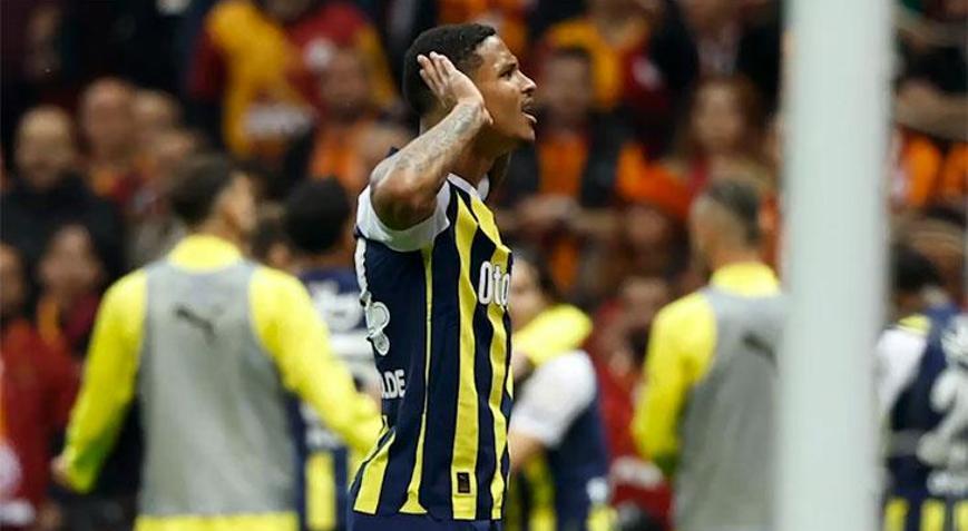 Fenerbahçe de Oosterwolde den Galatasaray taraftarını çıldırtan hareket