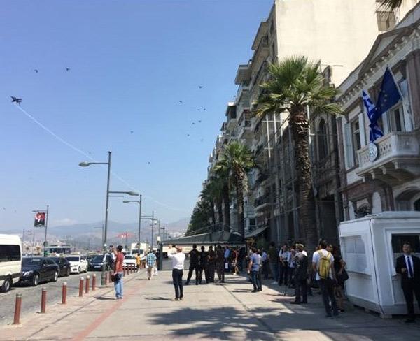 Son dakika... İzmirde yenilenen Yunan Başkonsolosluğu açıldı