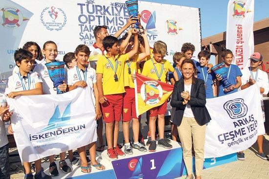 Yelkencilerimiz olimpiyat yolunda