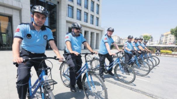 Makam aracı tarih oldu Zeytinburnu’nda bisiklet devri