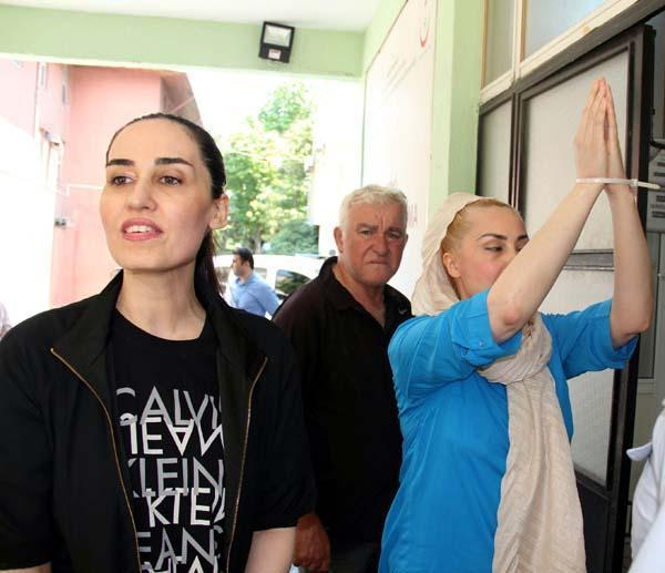 Saçan: Asıl isim Tuğba Babuna