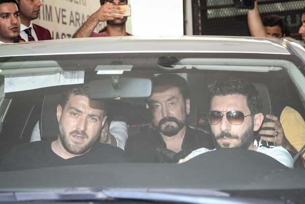 Saçan: Asıl isim Tuğba Babuna