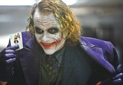 Batman Armani giyiyor