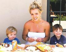 Britney Spears’tan spagetti yer misiniz