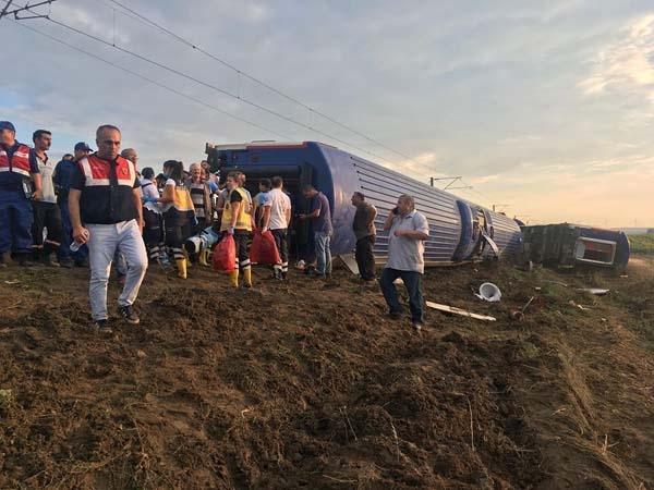 Tekirdağda tren faciası: 10 ölü, 73 yaralı