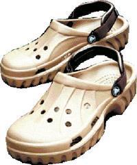 ‘Crocs’ terlik Recep İvedik’le aldı yürüdü