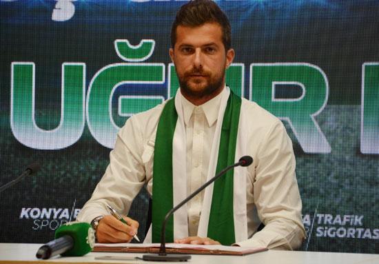 Atiker Konyaspor, Uğur Demirok ile resmi sözleşme imzaladı