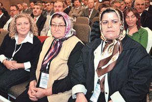 Halterde Akkuş’a ‘Aile boyu’ destek