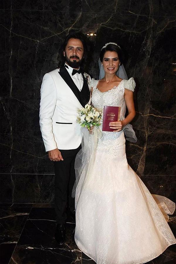 Diriliş Ertuğrulun yıldızı dünyaevine girdi