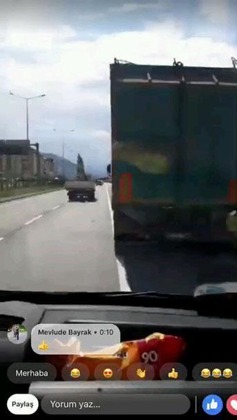 Trafik kazasını canlı canlı çekti: 1 kişi öldü 9 kişi yaralandı