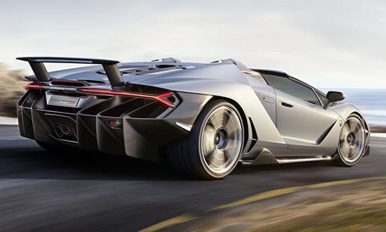 Lamborghini, V10 ve V12 modellerini elektriklendiriyor