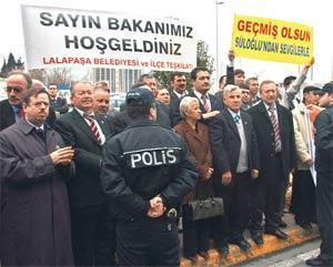 Unakıtan, Ahsen Hanım’ın ‘içine doğan yere’ gitmiş