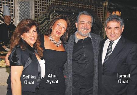 İki şapka altında