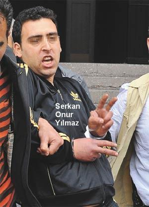 Bomba kablosu koptu Türk kurtuldu
