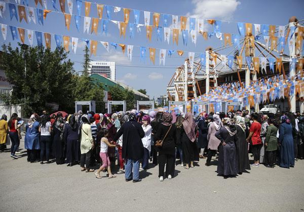 Son dakika... Cumhurbaşkanı Erdoğandan Ankaraya peş peşe müjdeler