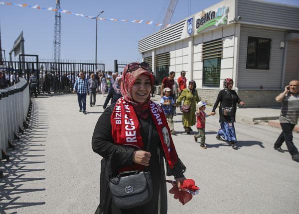 Son dakika... Cumhurbaşkanı Erdoğandan Ankaraya peş peşe müjdeler