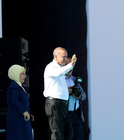 Son dakika... Cumhurbaşkanı Erdoğandan Ankaraya peş peşe müjdeler