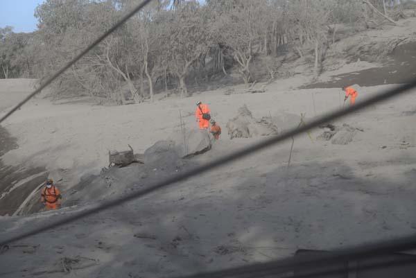 Korkunç fotoğraflar gelmeye devam ediyor