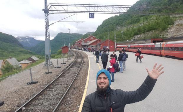 Dünyanın en güzel manzaralı tren yolculuğu Flam