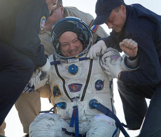 Soyuz kapsülü dünyaya iniş yaptı