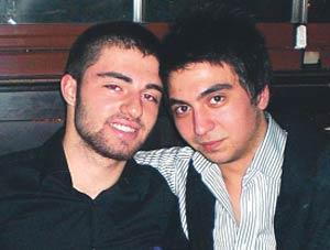 Münevver’e tokat atmış