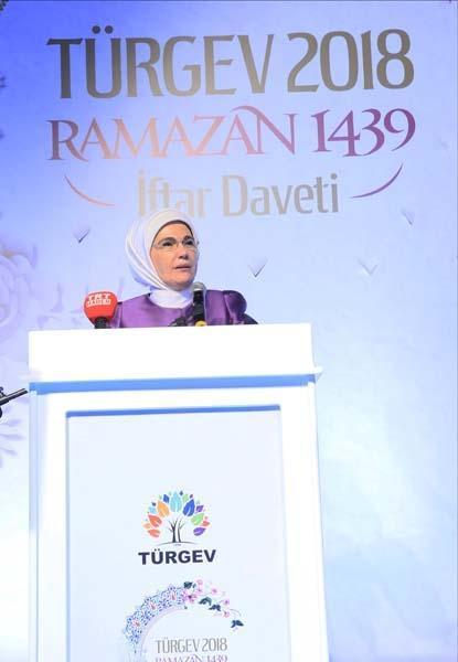 Emine Erdoğan: Çabalarımız aynı nehre aksın ve çağlayanlar  oluştursun
