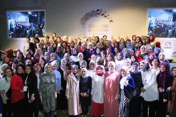 Emine Erdoğan: Çabalarımız aynı nehre aksın ve çağlayanlar  oluştursun