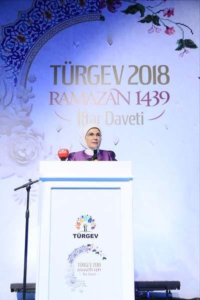 Emine Erdoğan: Çabalarımız aynı nehre aksın ve çağlayanlar  oluştursun