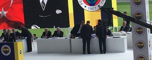 Fenerbahçenin tarihi kongresi | Aziz Yıldırım ve Ali Koç arasında söz düellosu