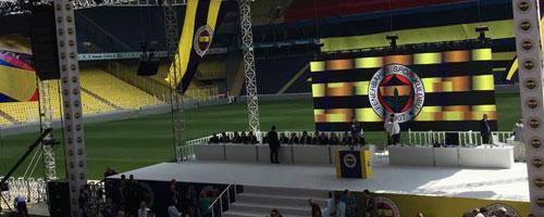 Fenerbahçenin tarihi kongresi | Aziz Yıldırım ve Ali Koç arasında söz düellosu