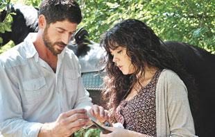 ‘Issız Adam’ şimdi iki kadın arasında