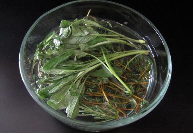 Ağız kokusunu önleyen karışım nasıl içilir