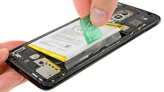 iFixit ekibi, OnePlus 6yı parçalarına ayırdı