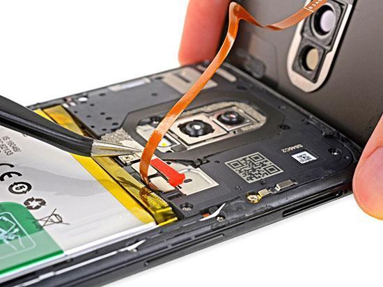 iFixit ekibi, OnePlus 6yı parçalarına ayırdı