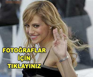 Amerikalı aktris Brittany Murphy öldü..