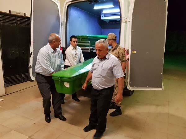 Kanınız donacak Anne ve babasını bıçaklayarak öldürdükten sonra...