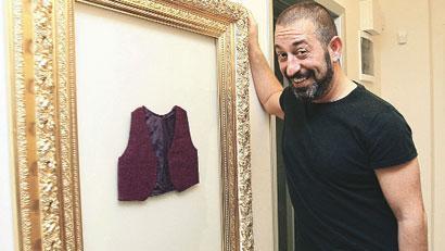 “Aptal herif, seni sevmiyorlar, onları güldürmeni seviyorlar”