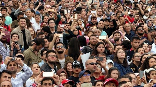 Türk Yıldızları ve SOLOTÜRK Samsun semalarında Türk Yıldızları ve SOLOTÜRK Samsun semalarında