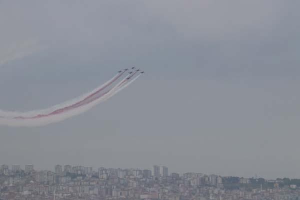 Türk Yıldızları ve SOLOTÜRK Samsun semalarında Türk Yıldızları ve SOLOTÜRK Samsun semalarında