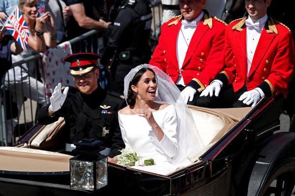Son dakika... Prens Harry ve Meghan Markle evlendi