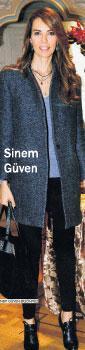 RAHAT GiYiN, KARiZMATiK OL