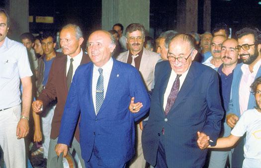 Bakan diasporayla  gizlice toplandı
