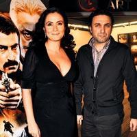 Yatak sahnesine kocadan izin