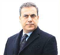 Halkın içinde olmak istedi