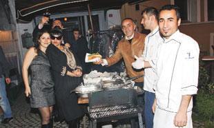 AJDA’DAN  SEVGİLERLE
