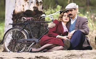 BiR DiZi GEZiNTiSi