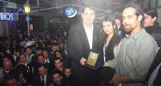 Gençlik, sokak ve İzmir...