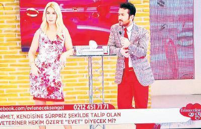 IŞTE YAPIŞIK SEVGILILER