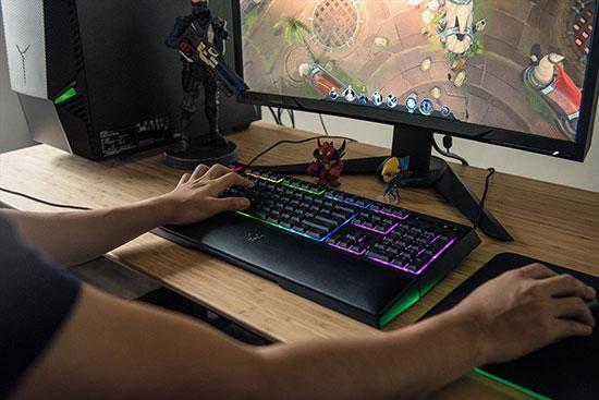 Razer Ornata Chroma inceleme: Hibrit oyun klavyesi