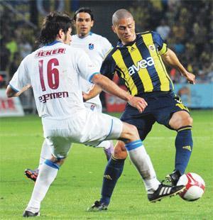 Maç spikerleri tarafsız olmalı